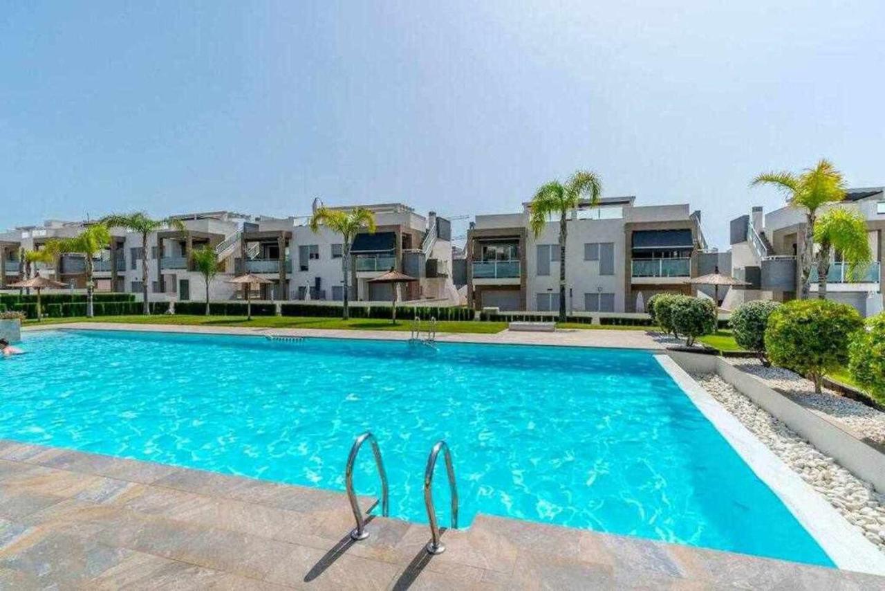 Espanhouse Caroline Bungalow 또레비에하 외부 사진