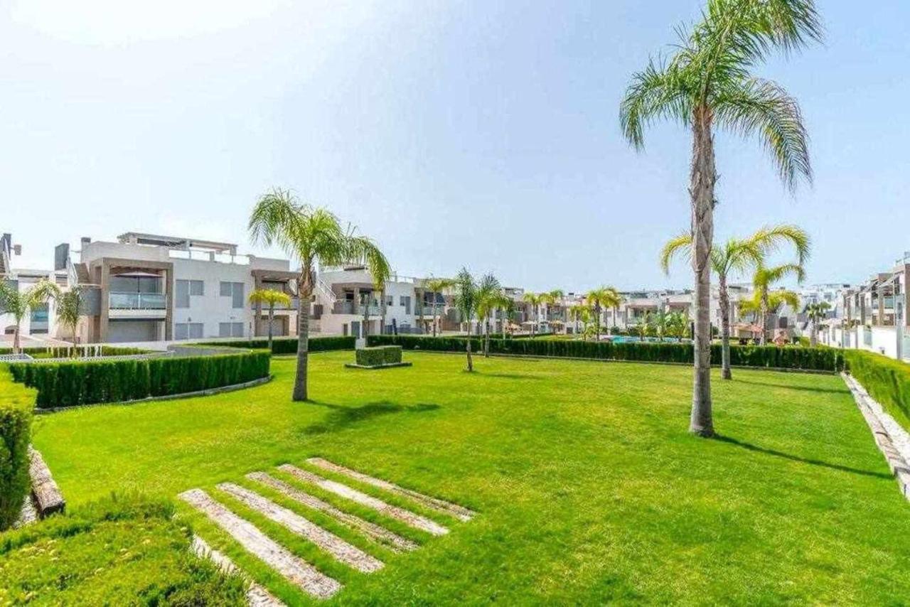 Espanhouse Caroline Bungalow 또레비에하 외부 사진