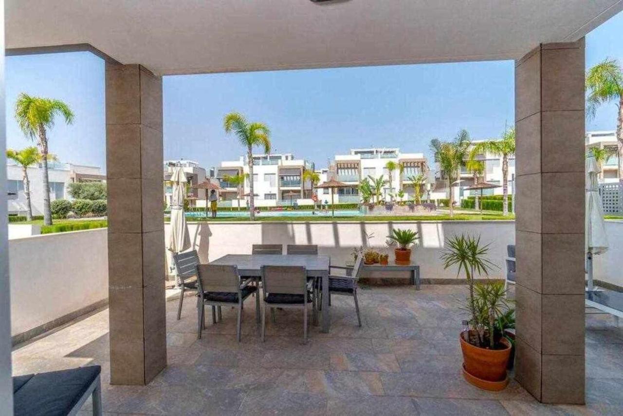 Espanhouse Caroline Bungalow 또레비에하 외부 사진