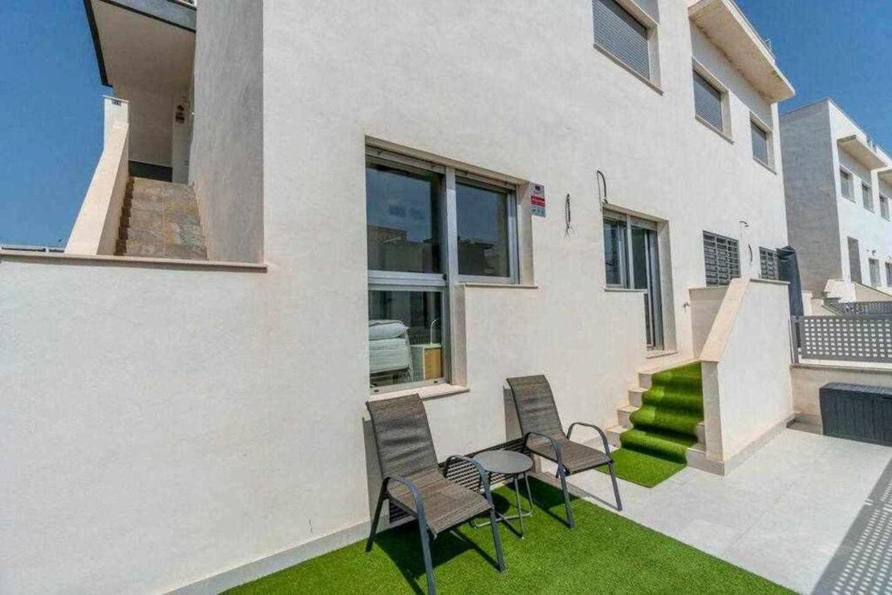 Espanhouse Caroline Bungalow 또레비에하 외부 사진