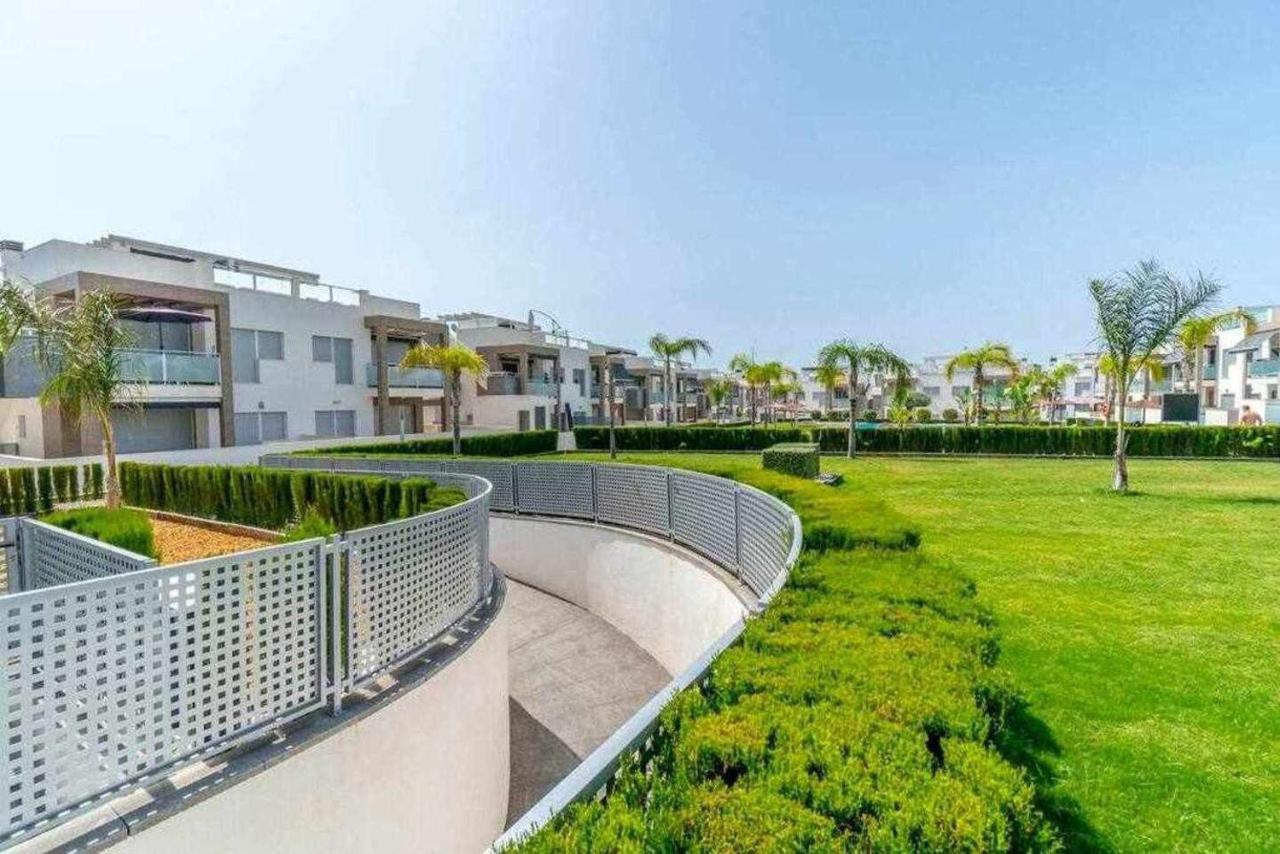 Espanhouse Caroline Bungalow 또레비에하 외부 사진