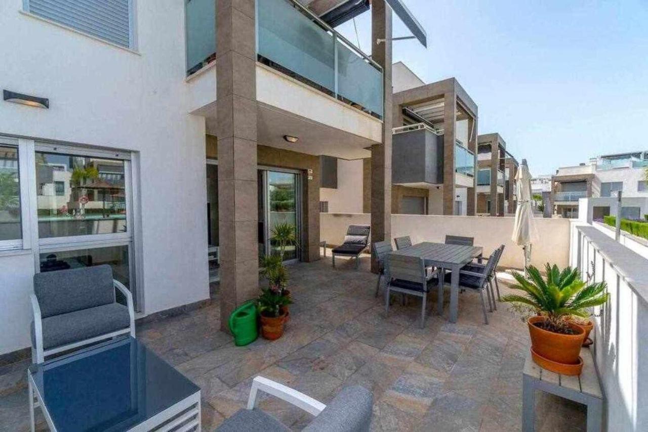 Espanhouse Caroline Bungalow 또레비에하 외부 사진