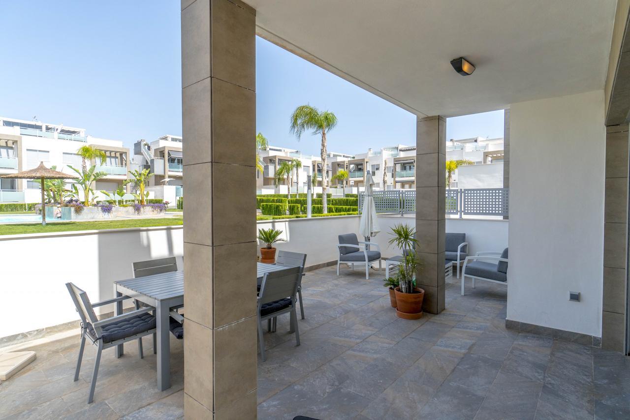 Espanhouse Caroline Bungalow 또레비에하 외부 사진
