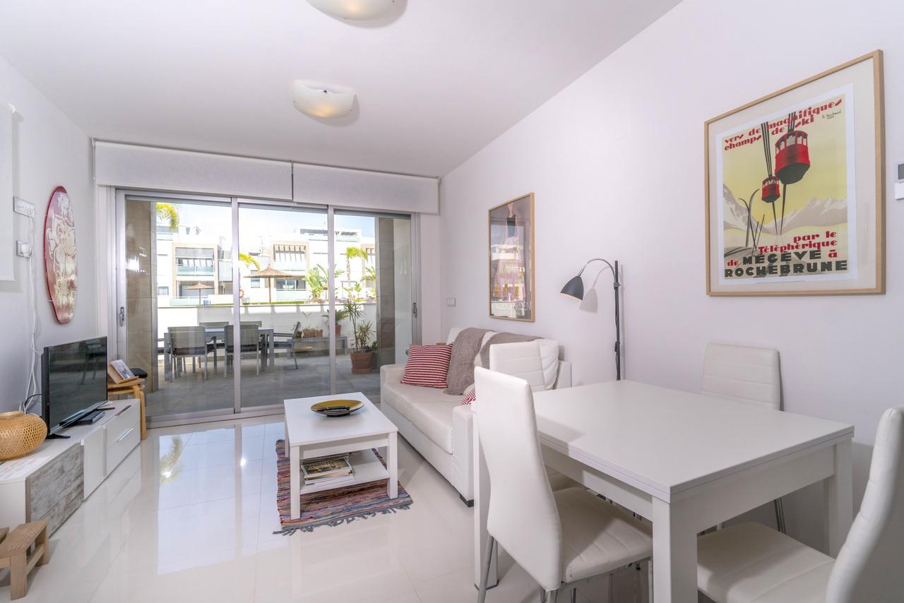 Espanhouse Caroline Bungalow 또레비에하 외부 사진