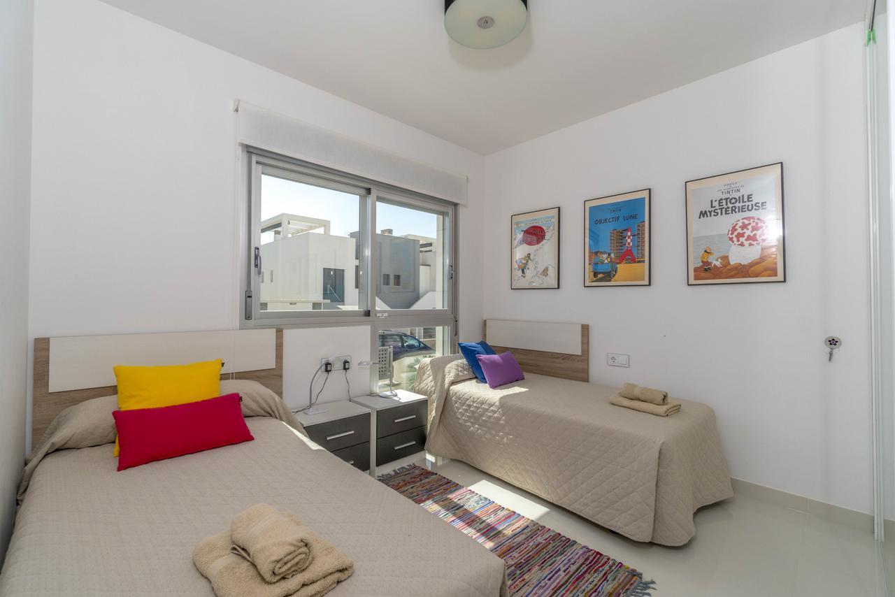 Espanhouse Caroline Bungalow 또레비에하 외부 사진